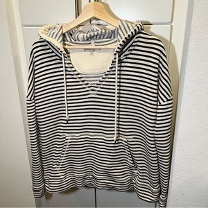 ✨Cute Gap V-neck navy and white striped iconic hoodie L